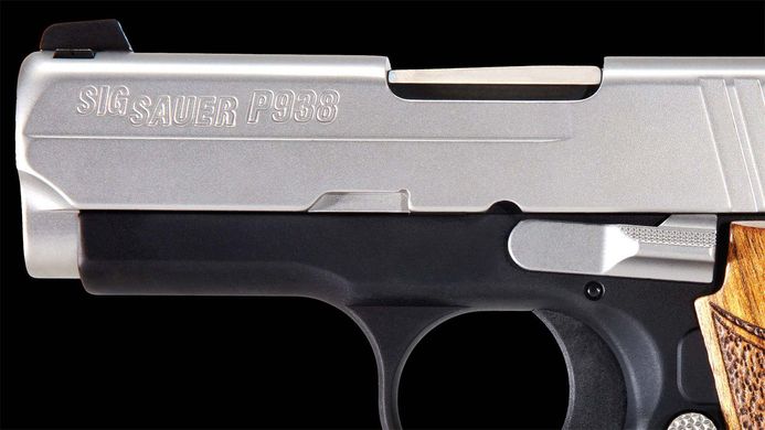 Пистолет спортивный Sig Sauer P938SAS 2-TONE кал. 9х19мм 3" в комплекте с магазином на 7 патронов
